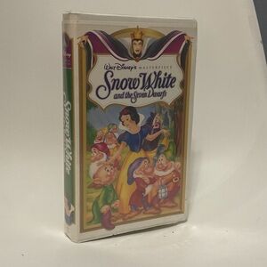 Disney Snow White and the Seven Dwarfs VHS with Colorful Cover